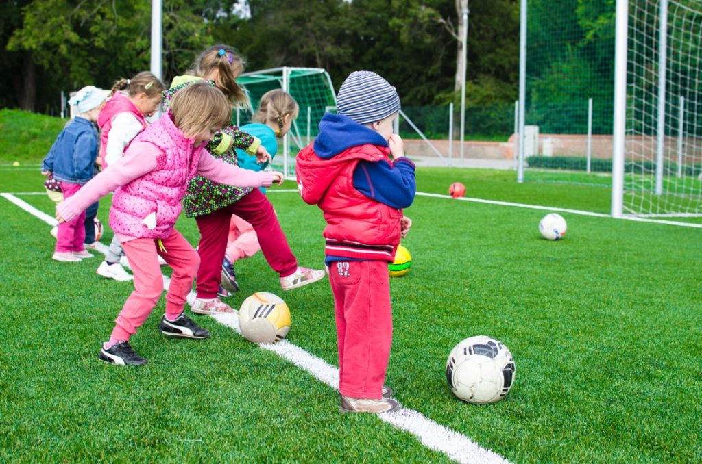 Piłkarskie półkolonie dla dzieci - pomysł na aktywne ferie